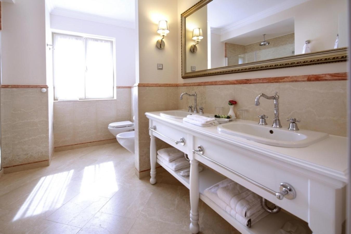 Luxury Rooms Villa Jadranka Makarska Szoba fotó