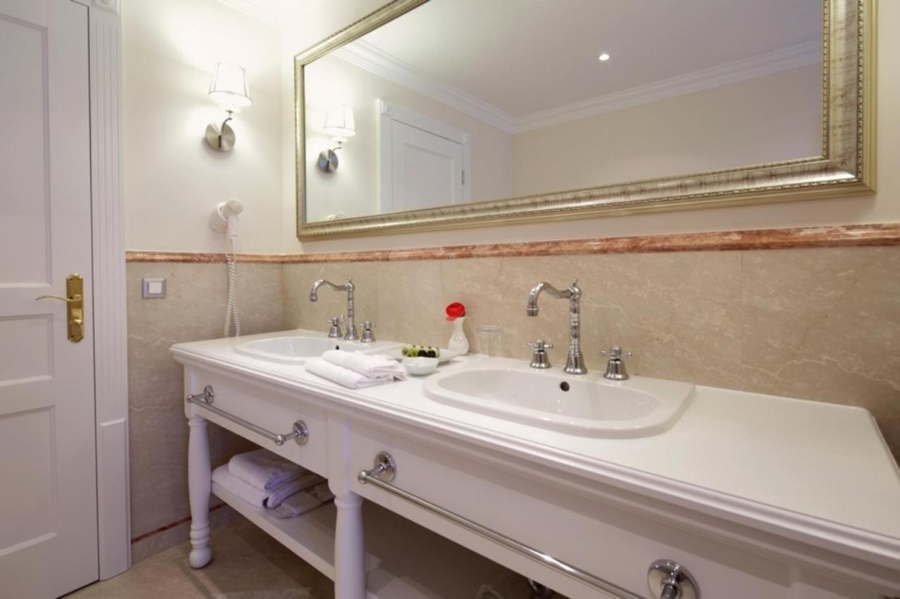 Luxury Rooms Villa Jadranka Makarska Kültér fotó